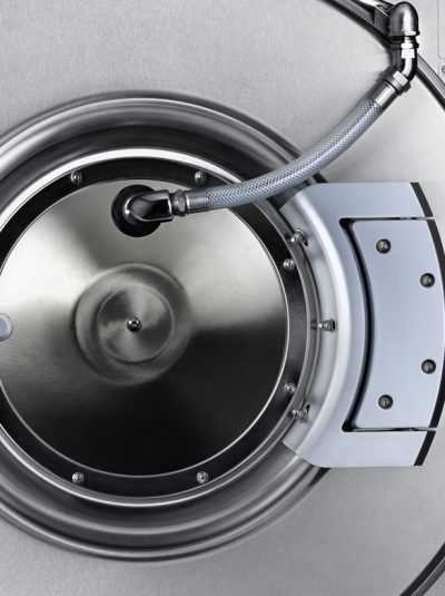 UW Series Hard mount industrial washer extractor | UniMac International